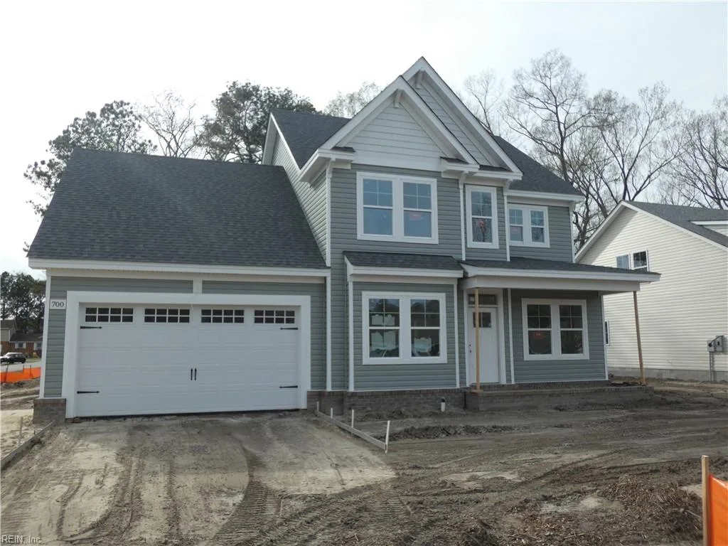 700 Argyll ST, Chesapeake — 5 bed Residential, 2,623 sqft