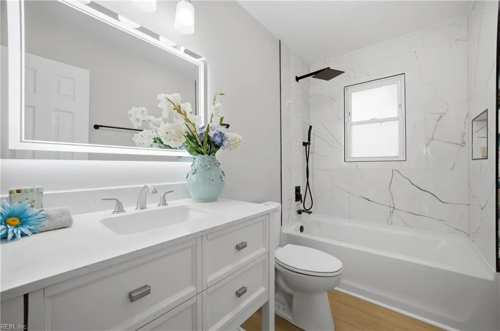 2508 Markham ST, Portsmouth — 5 bed Residential, 1,891 sqft