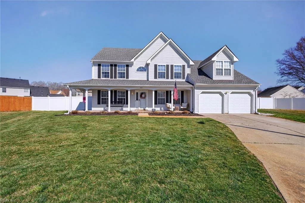 704 Camberly CT, Chesapeake — 4 bed Residential, 2,800 sqft