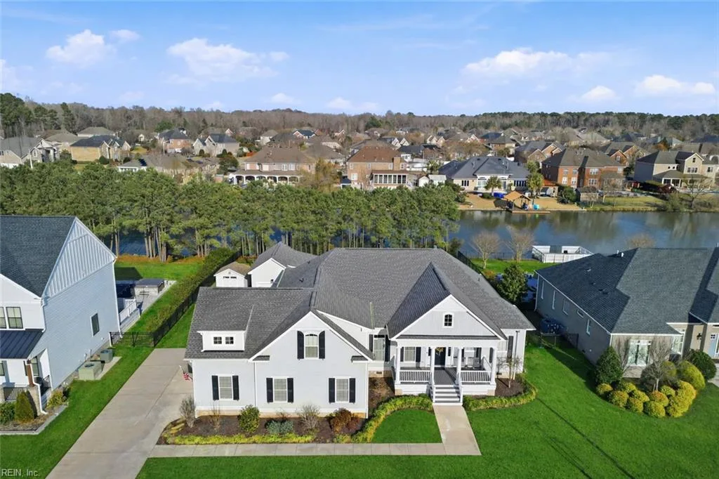 2232 Chamberino DR, Virginia Beach — 4 bed Residential, 3,400 sqft