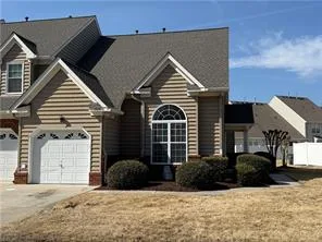 909 Hunley DR, Virginia Beach — 3 bed Residential, 1,595 sqft
