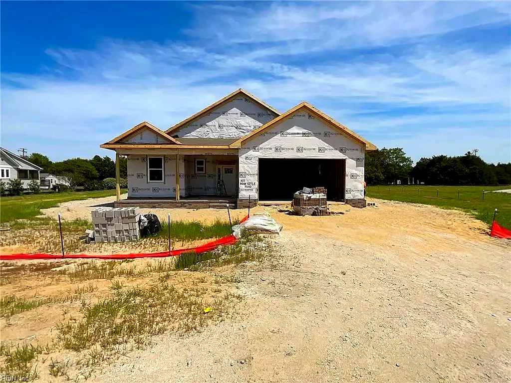 105 Indian Kettle RD, Jarvisburg — 3 bed Residential, 1,619 sqft