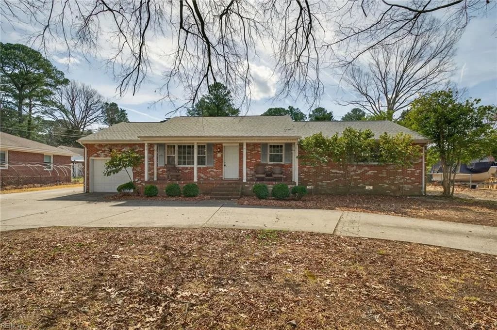 217 Cedar RD, Chesapeake — 3 bed Residential, 2,066 sqft