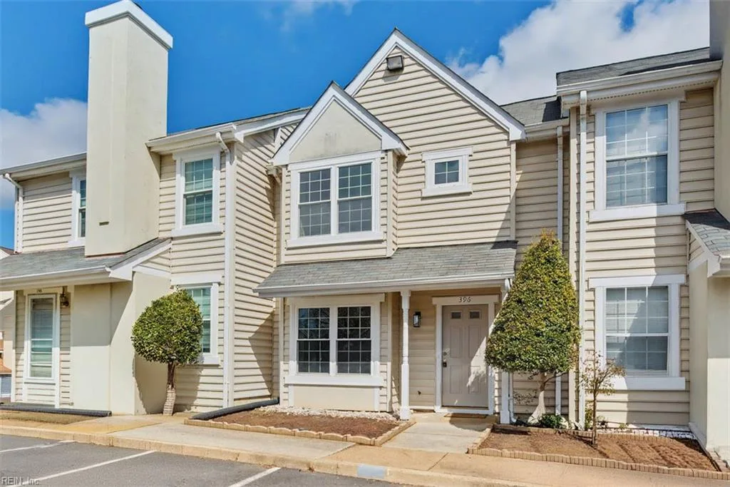 396 Rivers Ridge CIR, Newport News — 3 bed Residential, 1,392 sqft