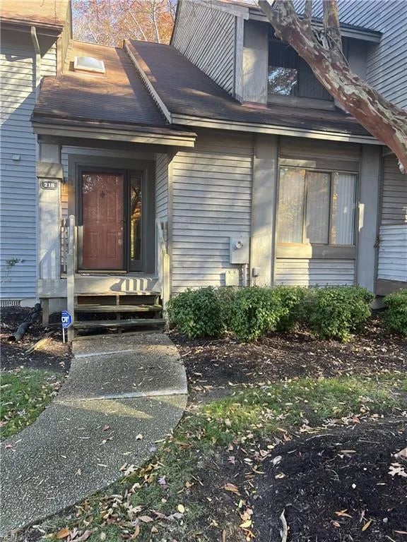 218 Misty Point LN, Newport News — 2 bed Residential, 1,500 sqft