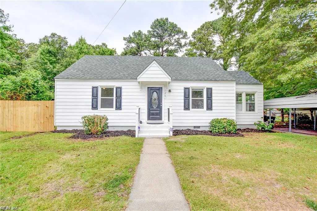126 Oregon AVE, Portsmouth — 3 bed Residential, 1,550 sqft