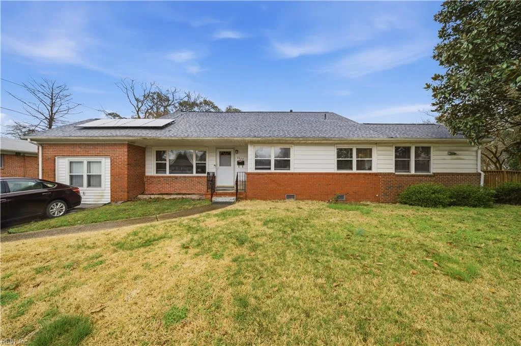6964 Doummar DR, Norfolk — 4 bed Residential, 2,402 sqft