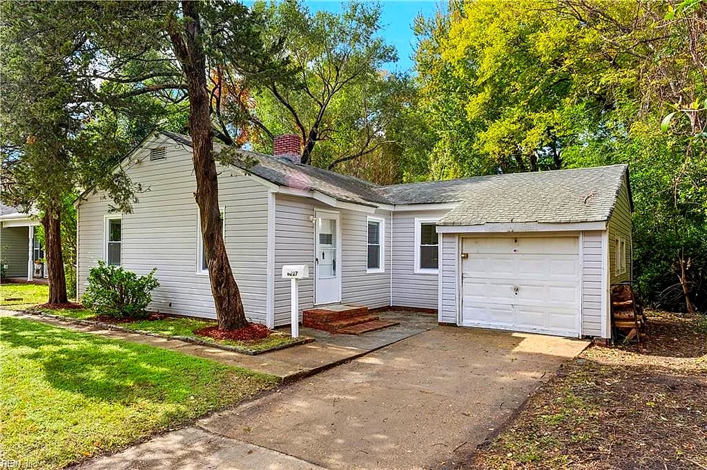 8227 Andrew LN, NORFOLK VA 23505