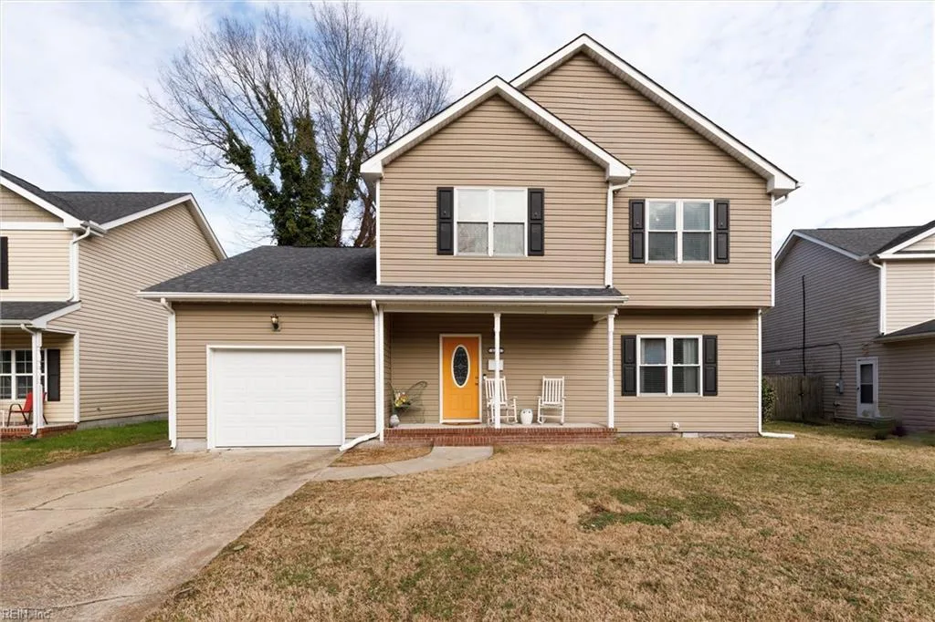 8208 Edwin DR, Norfolk — 4 bed Residential, 2,429 sqft