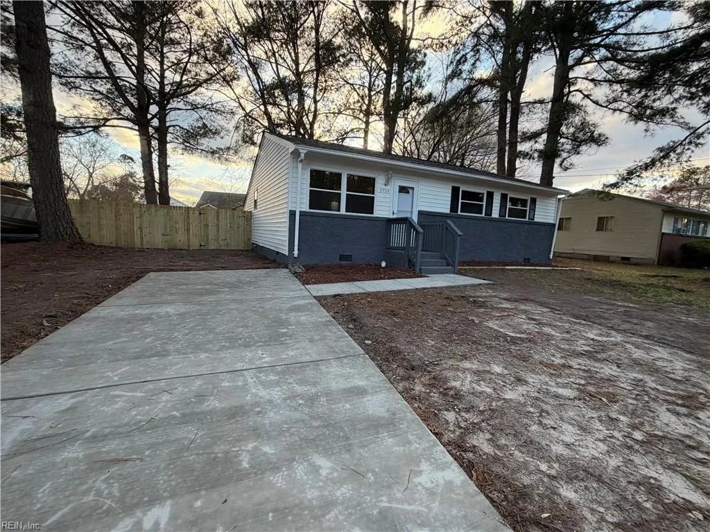 3709 Bosun DR, Chesapeake — 3 bed Residential, 1,100 sqft
