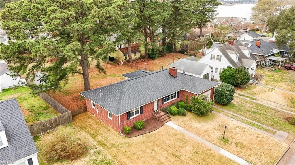 106 Porter RD, Portsmouth — 3 bed Residential, 1,300 sqft