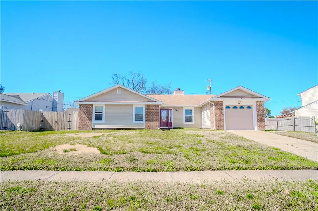 5104 Holly Farms DR, Virginia Beach — 3 bed Residential, 1,424 sqft
