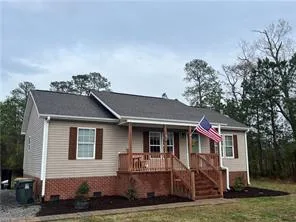 3 Dryden Farm LN, Poquoson — 3 bed Residential, 1,179 sqft