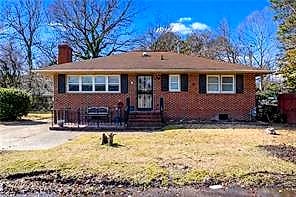 55 Calhoun ST, Hampton — 3 bed Residential, 1,570 sqft