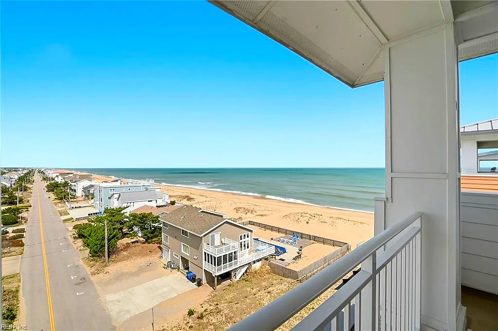 3700 Sandpiper RD #410A, VIRGINIA BEACH VA 23456