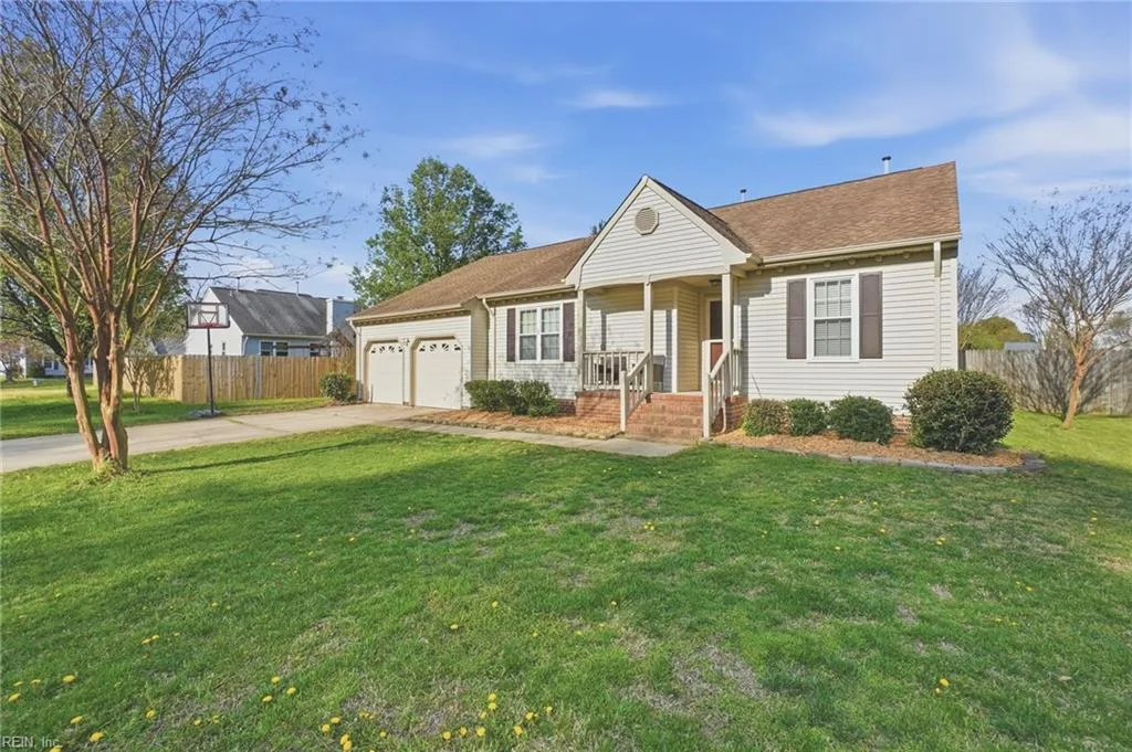 439 Willow Bend DR, Chesapeake — 4 bed Residential, 1,800 sqft