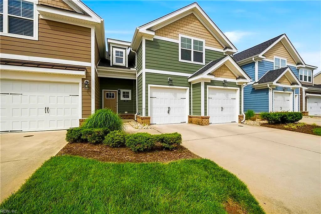 214 Retreat DR, SUFFOLK VA 23435
