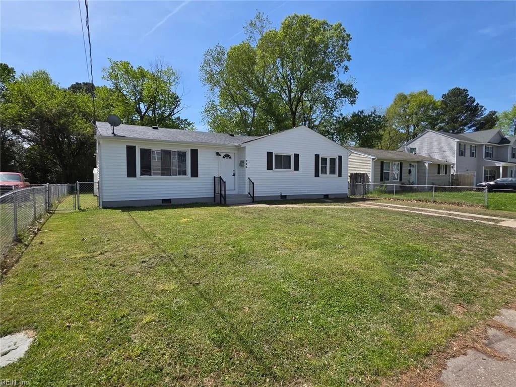 725 Potter RD, Chesapeake — 4 bed Residential, 1,400 sqft
