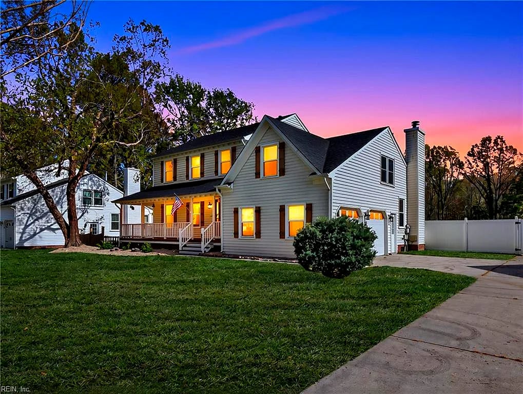 821 Saddleback Trail RD, Chesapeake — 4 bed Residential, 2,373 sqft