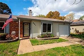 921 Scarlet Oak CT N, Chesapeake — 3 bed Residential, 1,355 sqft