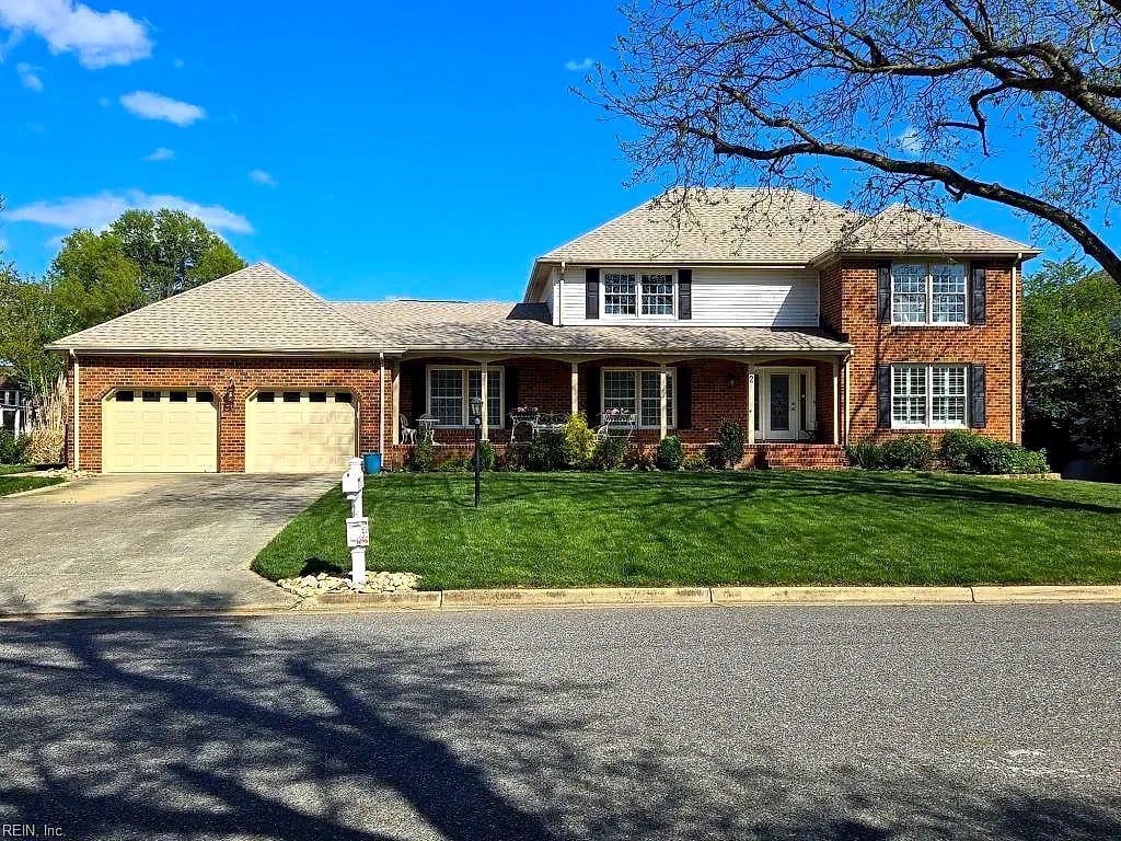 2 Canal DR, POQUOSON VA 23662