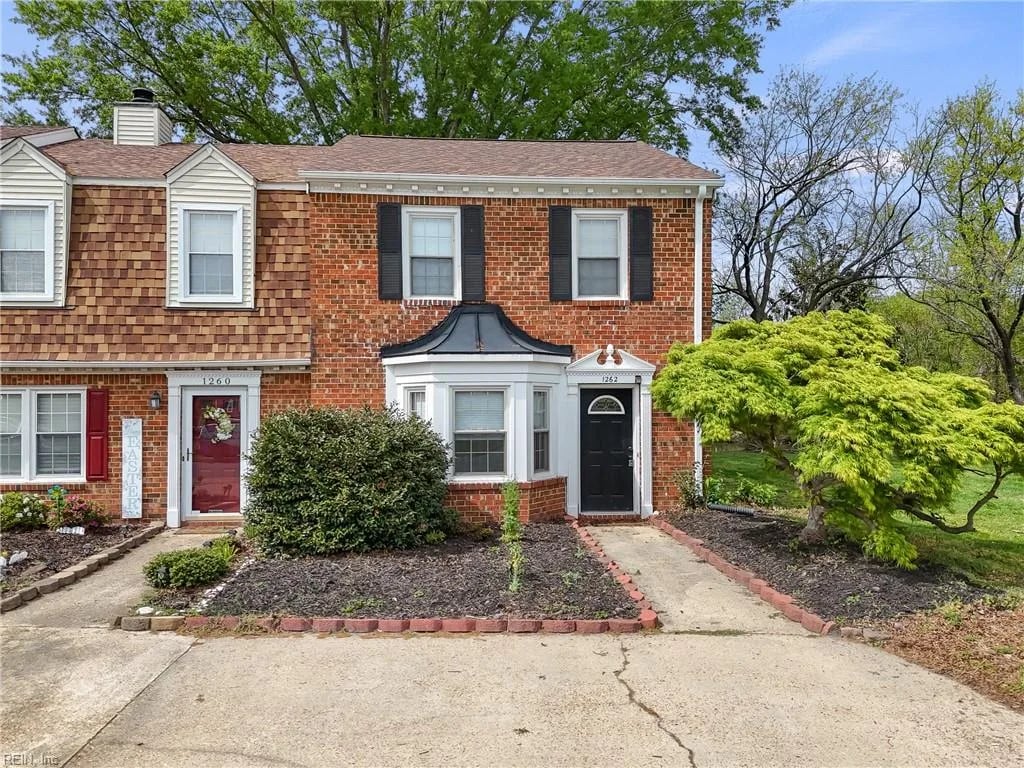 1262 Mill Lake QTR, Chesapeake — 2 bed Residential, 1,301 sqft