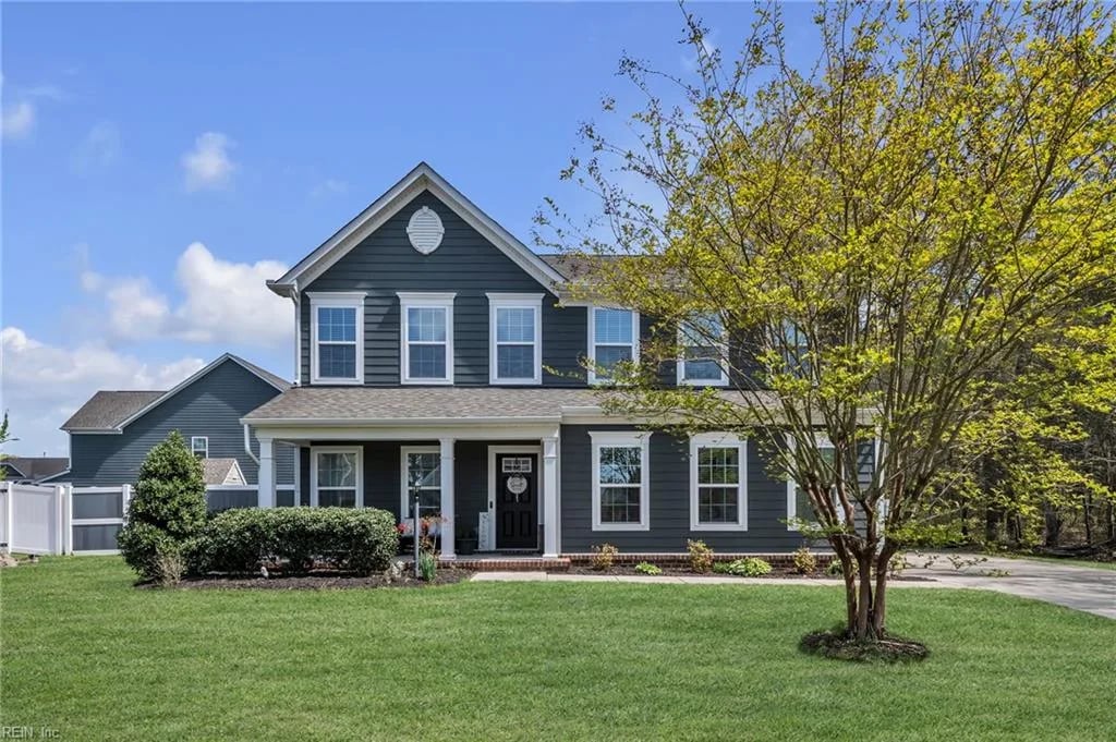 1133 Magdolna DR, Chesapeake — 4 bed Residential, 2,390 sqft