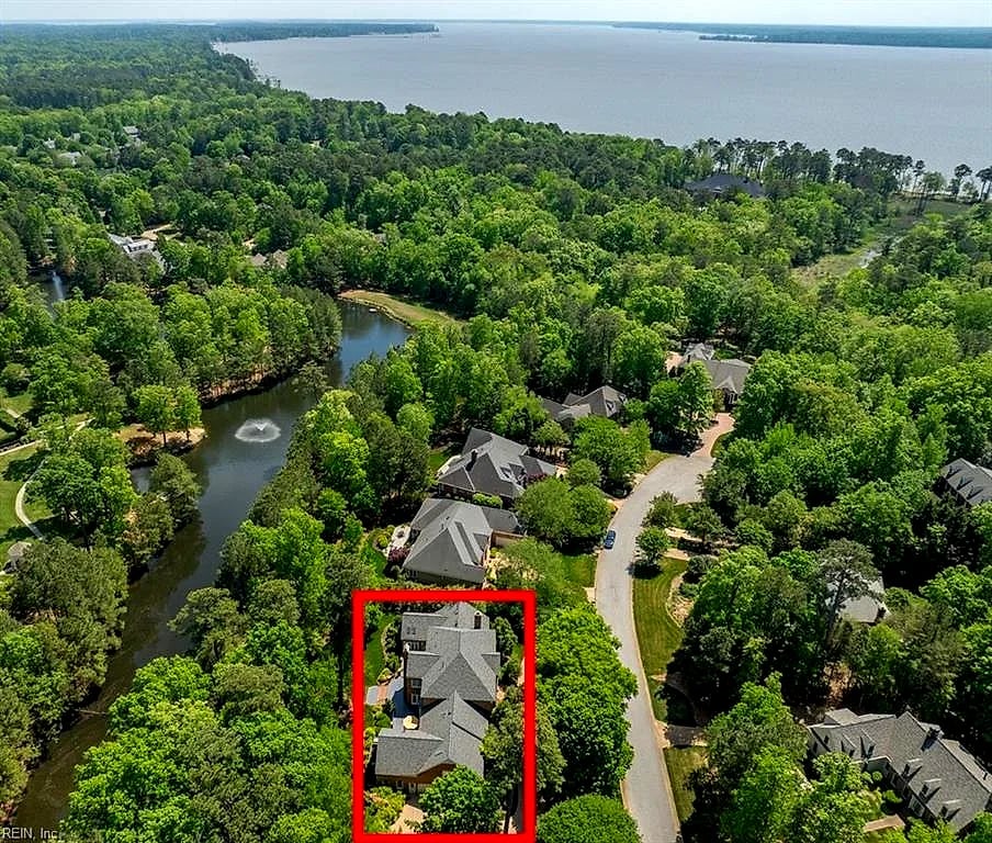 3005 E Whittaker Close RD, Williamsburg — 6 bed Residential, 6,284 sqft
