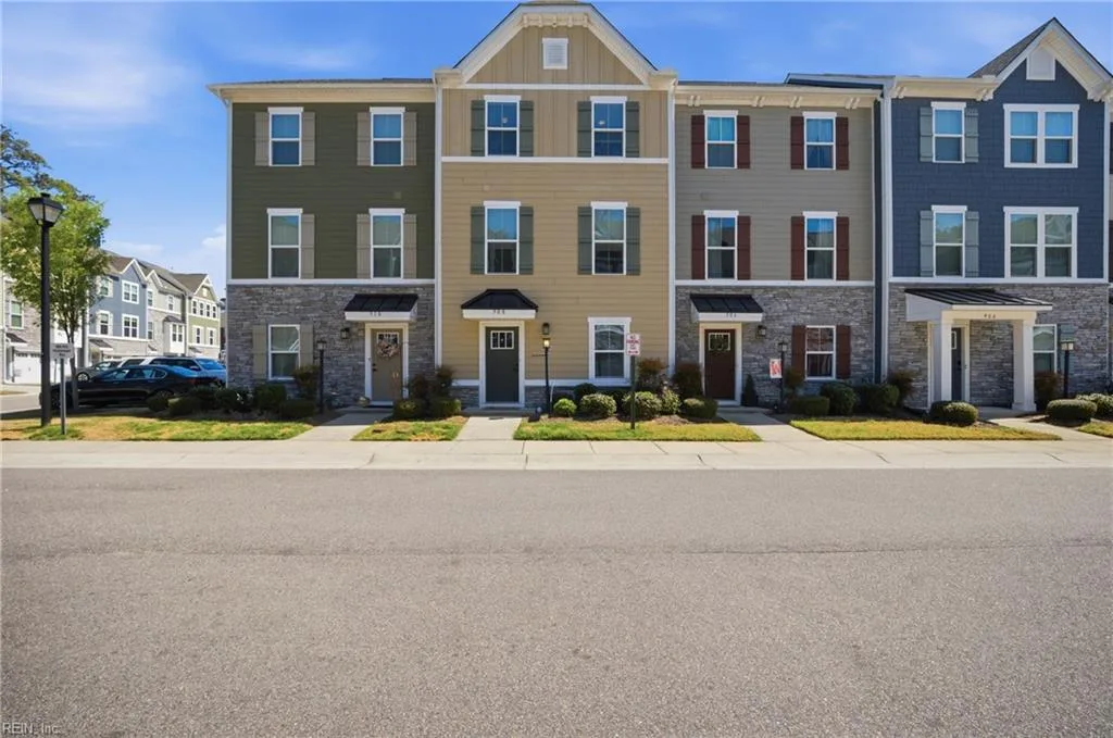 908 Hornswaggle WAY, Chesapeake — 3 bed Residential, 1,720 sqft