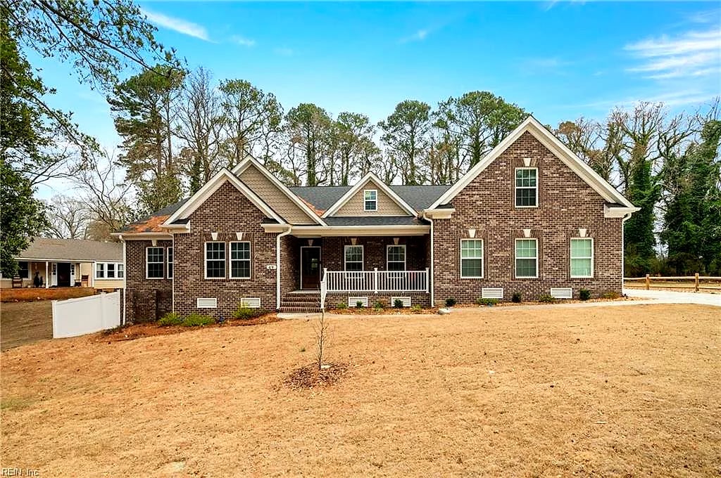 49 James River LN, NEWPORT NEWS VA 23606