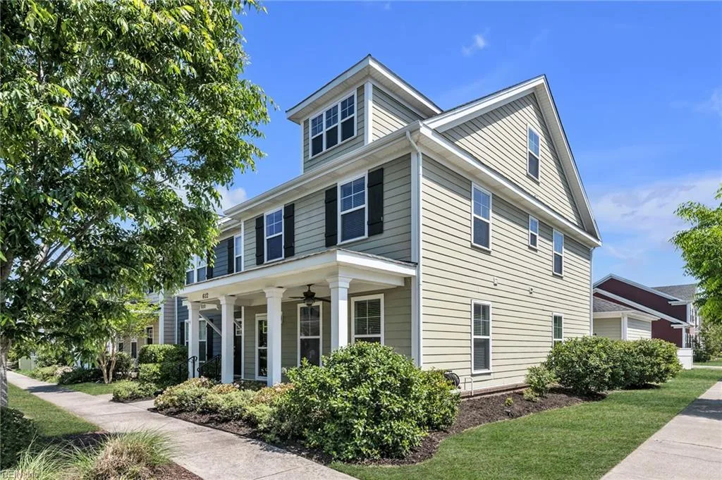 612 Towhee Lane LN, Chesapeake — 4 bed Residential, 1,923 sqft