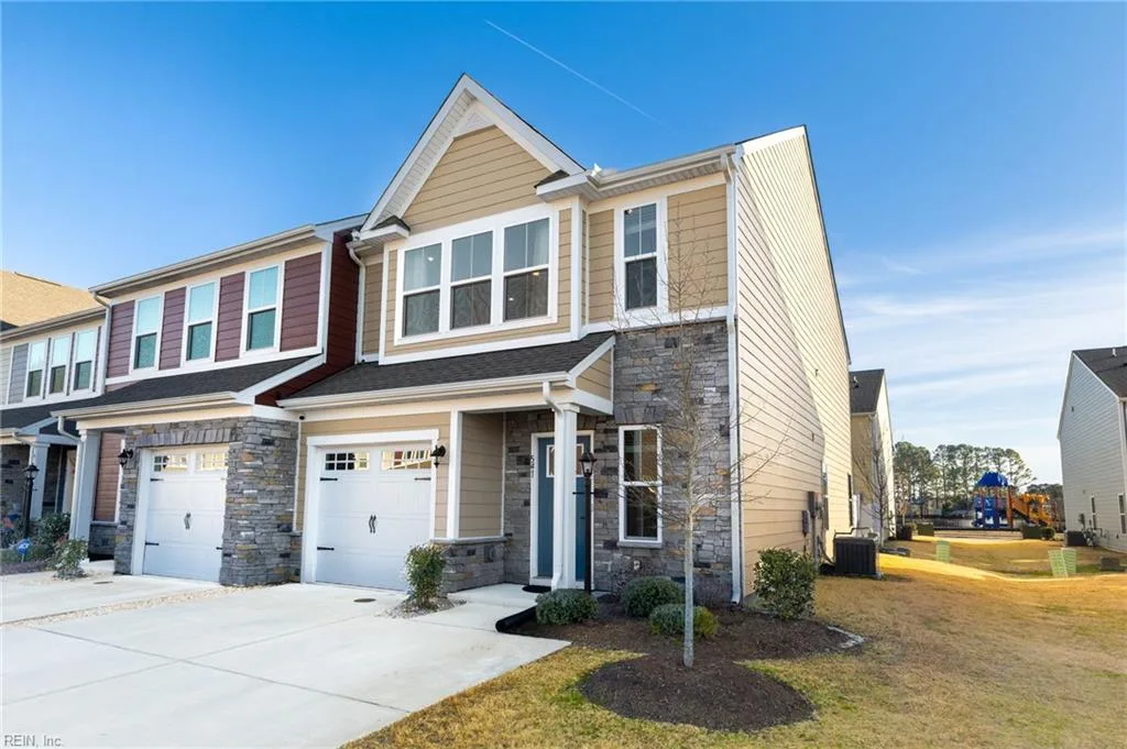 541 Bright Red RN, Chesapeake — 3 bed Residential, 1,791 sqft