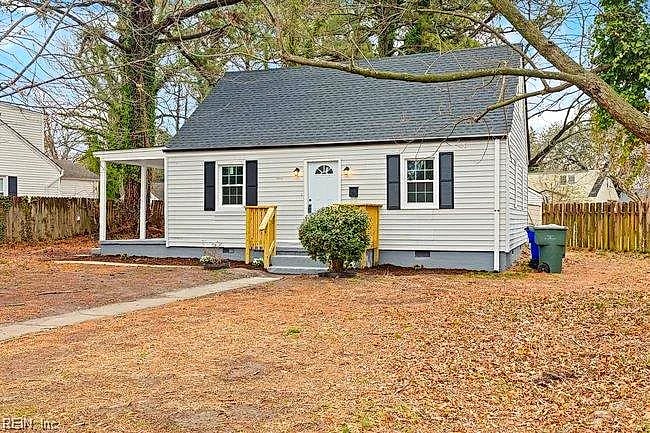1300 Sunset DR, Norfolk — 3 bed Residential, 1,261 sqft