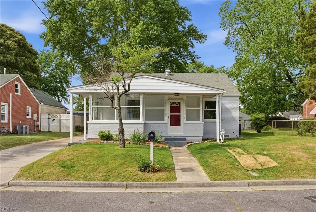 7 N Colin DR, Portsmouth — 3 bed Residential, 1,170 sqft