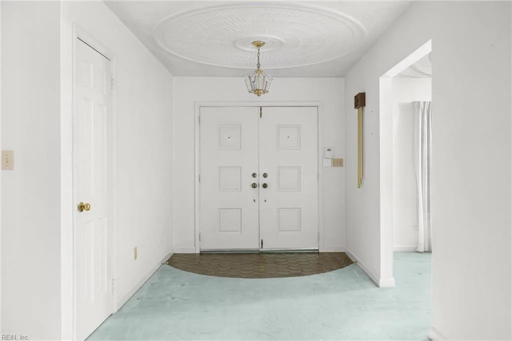 1309 Oleander AVE, Chesapeake — 3 bed Residential, 2,073 sqft