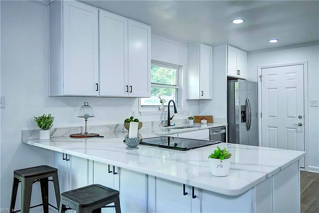 404 Ticonderoga Rd NONE, Virginia Beach — 4 bed Residential, 1,600 sqft