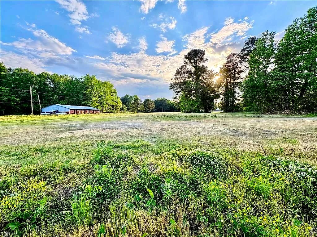 145 Dutch RD, SUFFOLK VA 23437