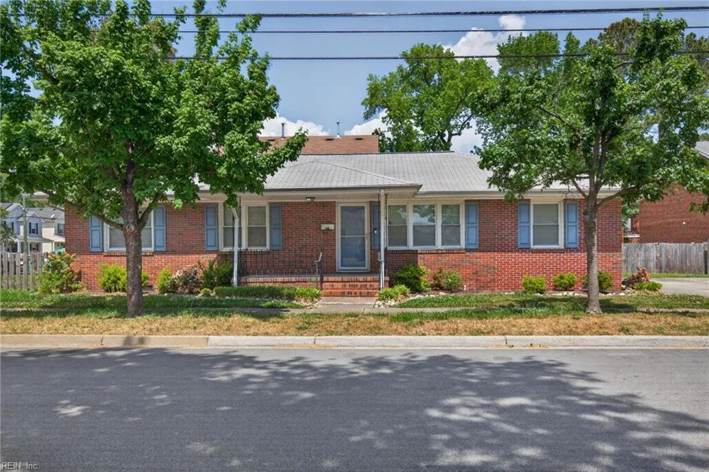 2800 Corprew AVE, Norfolk — 4 bed Residential, 1,600 sqft