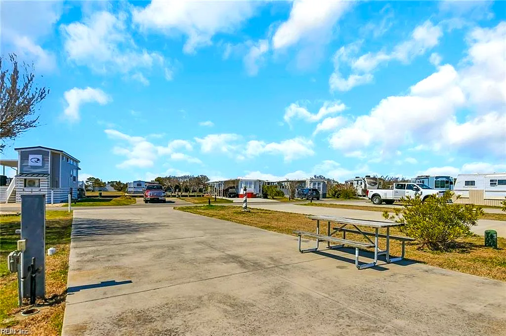 3665 Sandpiper RD #235, VIRGINIA BEACH VA 23456
