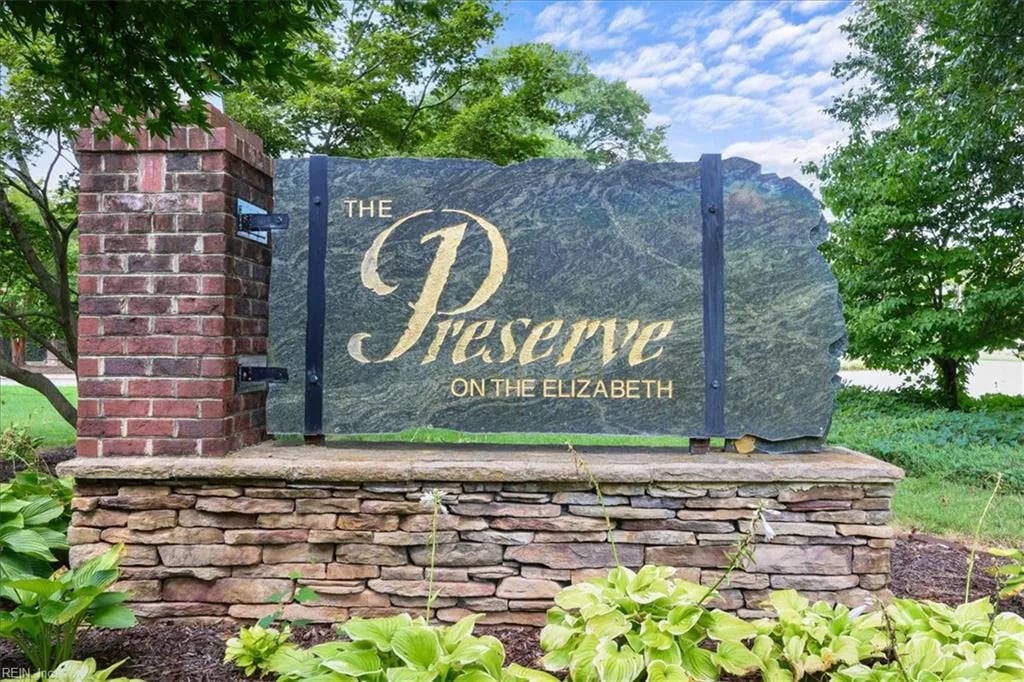 227 Wildlife TRCE, Chesapeake — 5 bed Residential, 3,016 sqft