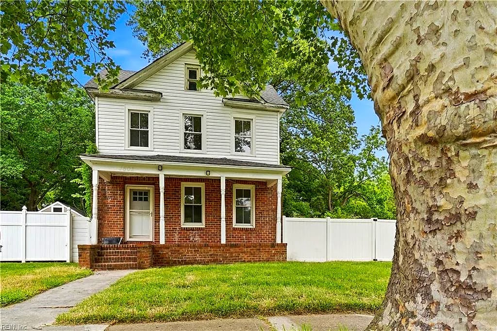 1502 Colon AVE, Norfolk — 2 bed Residential, 1,328 sqft