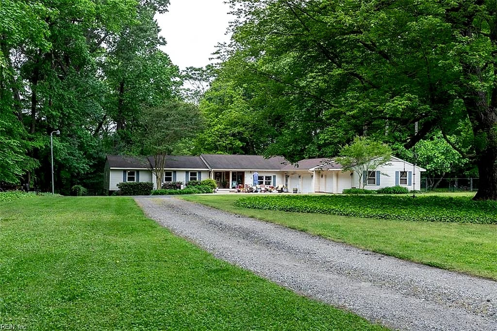 247 Yoder LN, Newport News — 4 bed Residential, 2,150 sqft