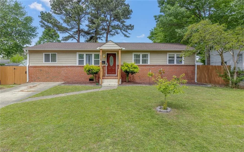 313 Lineberry RD, Virginia Beach — 4 bed Residential, 1,350 sqft