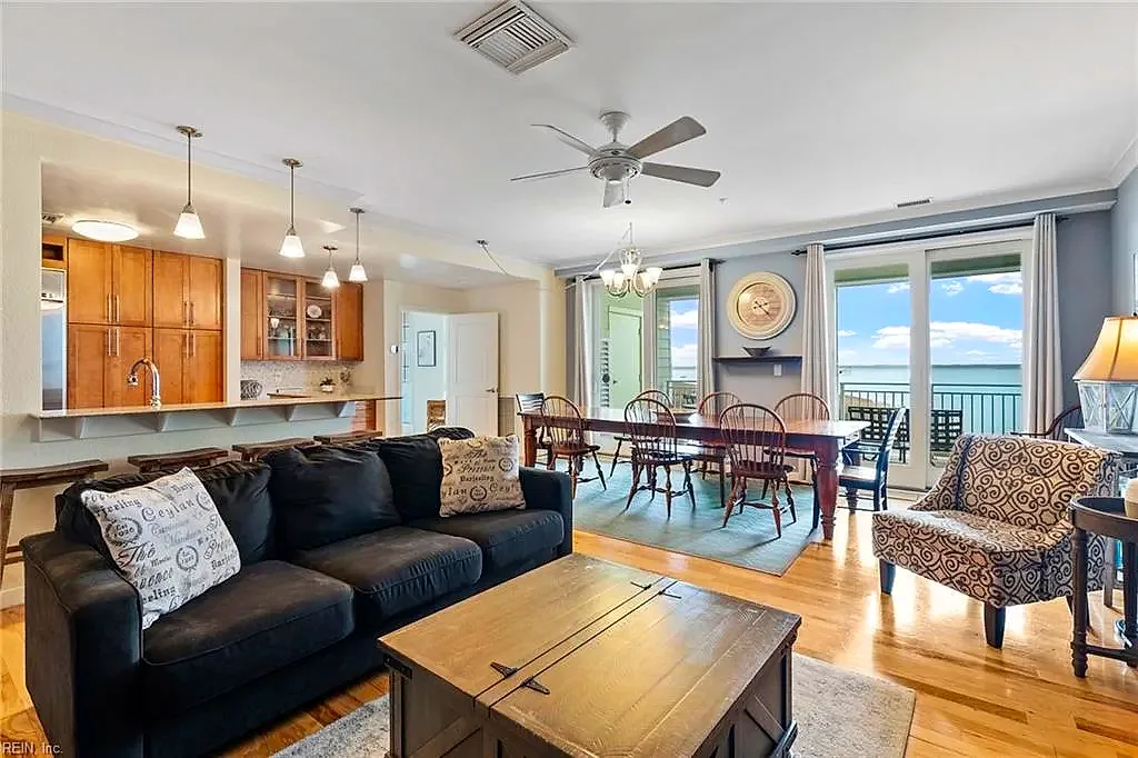 3700 Sandpiper RD #418A, Virginia Beach — 3 bed Residential, 2,260 sqft