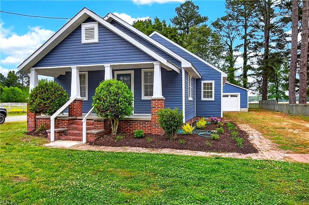 224 Hickory RD E, CHESAPEAKE VA 23322
