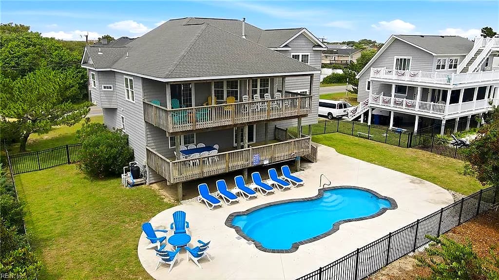 3012 Sandpiper RD, VIRGINIA BEACH VA 23456