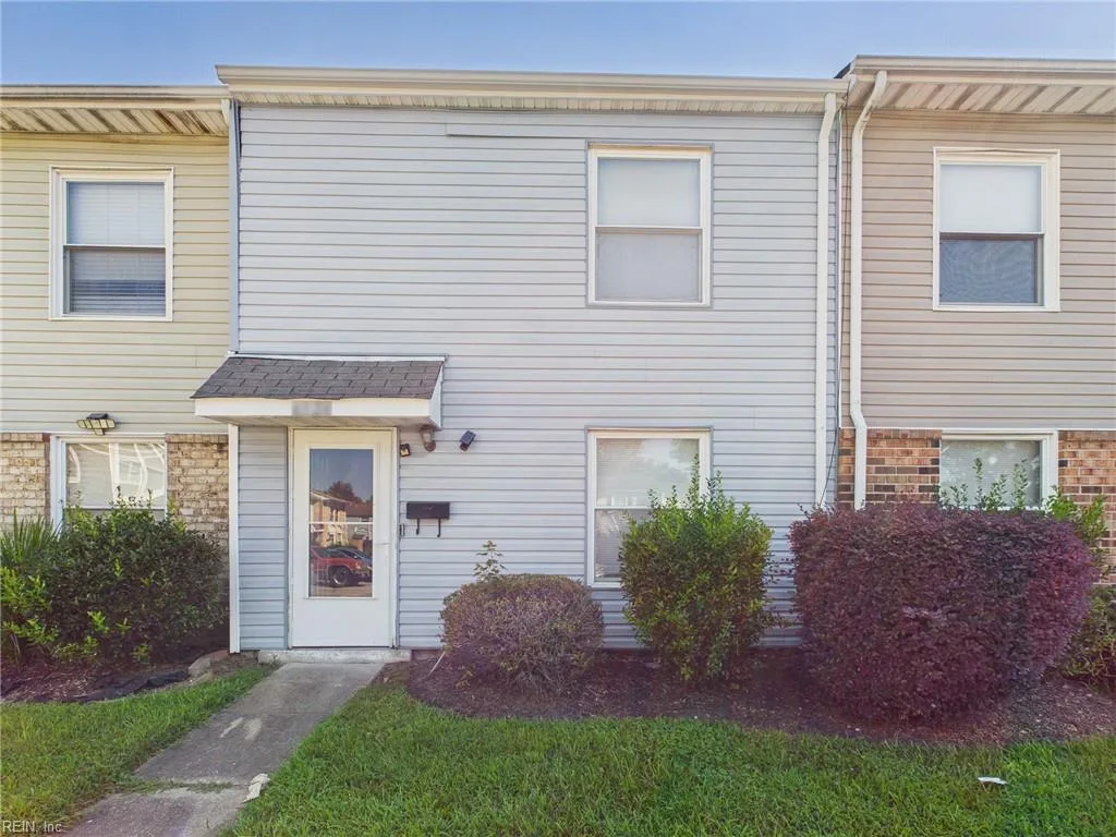 4524 Greenwood DR, Portsmouth — 3 bed Residential, 1,188 sqft