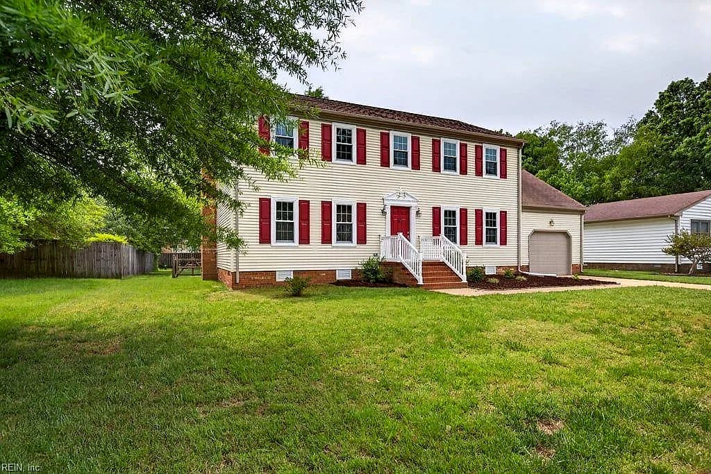 220 Drummonds WAY, HAMPTON VA 23669