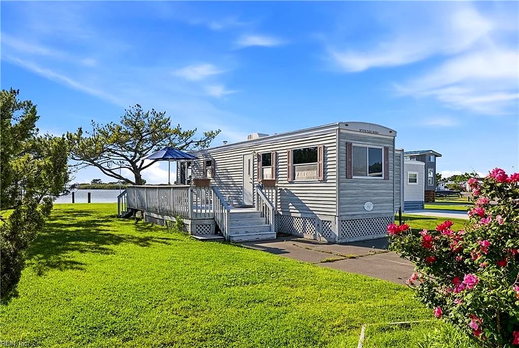 3665 Sandpiper RD #41, VIRGINIA BEACH VA 23456