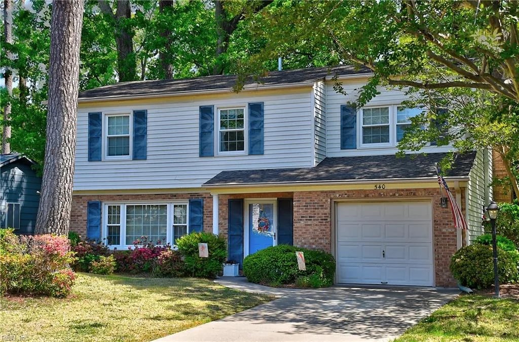 540 Royal Palm DR, Virginia Beach — 4 bed Residential, 2,204 sqft